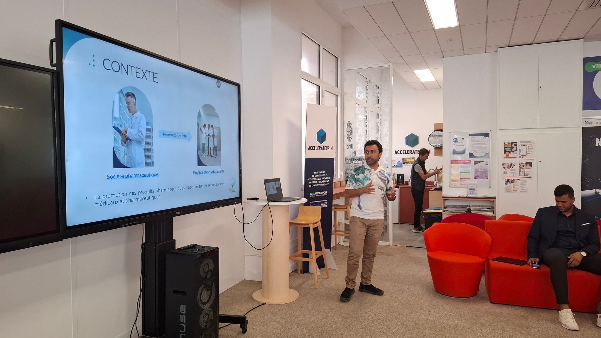 Accelerateur M Bird Notes CRM pres